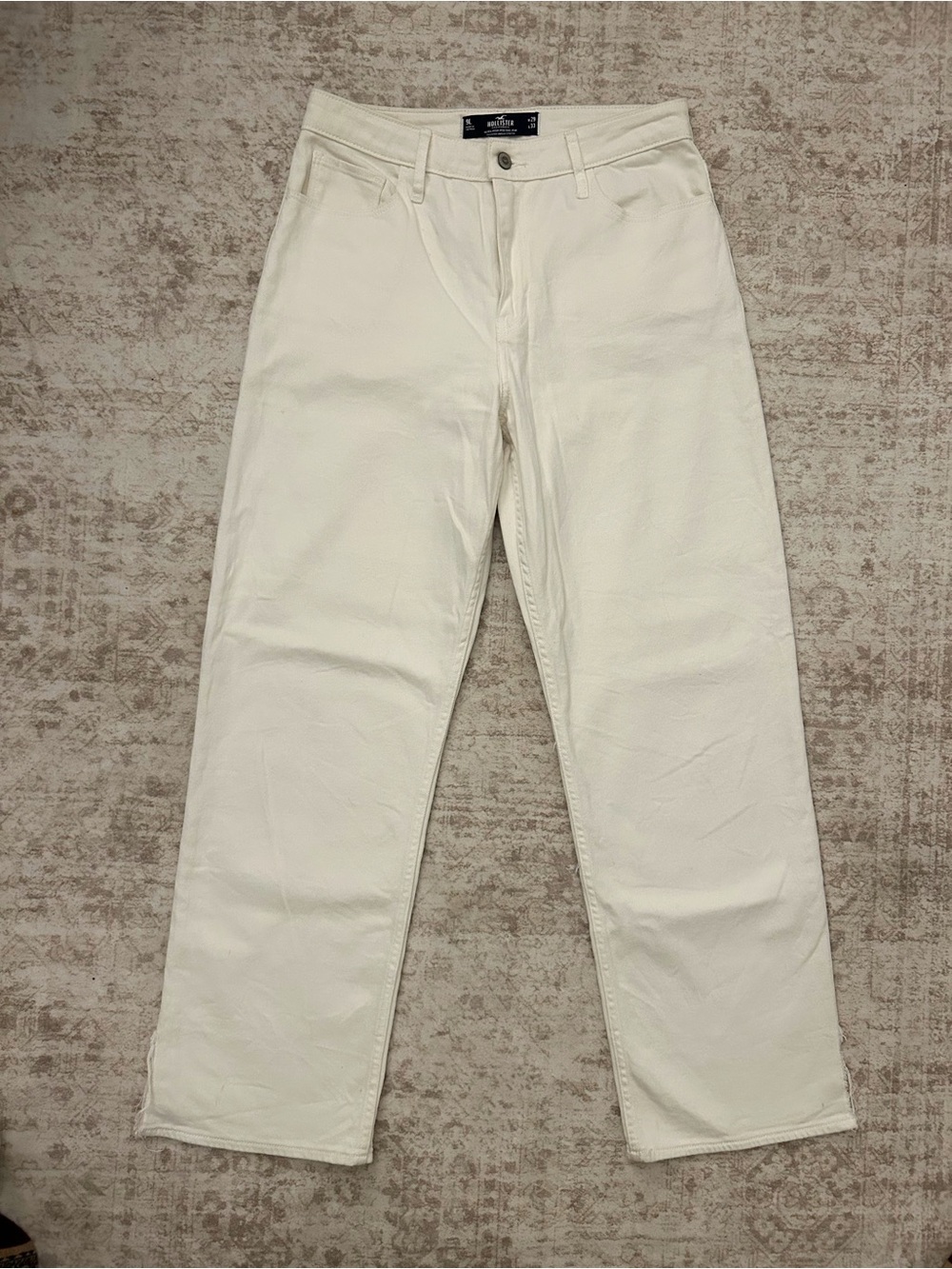 Hollister Cream Straight-Leg Chinos